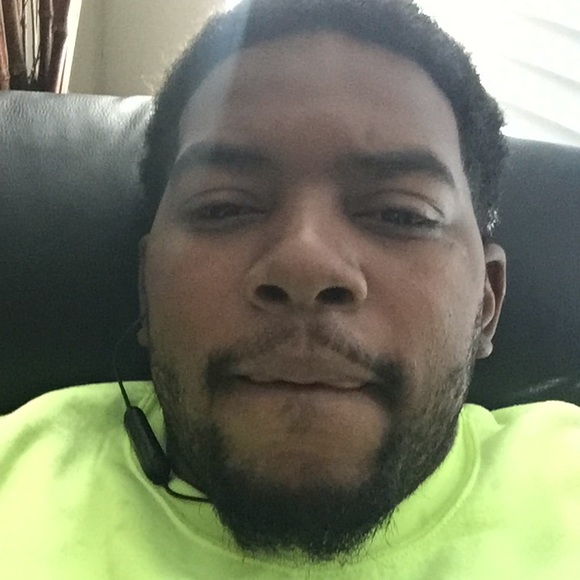 Meet your Posher, Chris - Picture 1 of 1